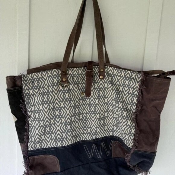 KarenS - Myra Bag Options!!! - Picture 1 of 16